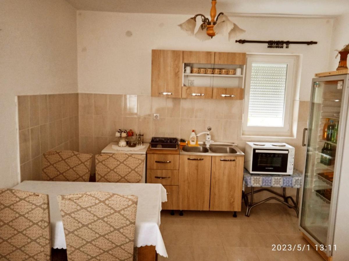 La Hacienda Dd Hotel Trebinje Buitenkant foto